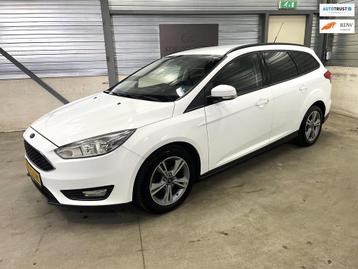 Ford Focus Wagon 1.5 Titanium Edition 2e eigenaar navi APK beschikbaar voor biedingen