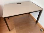 Lichtbeige Schärf computertafel, Ophalen, Zo goed als nieuw, Bureau