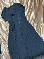 Zara Zwarte Jurk XS/S, Kleding | Dames, Ophalen of Verzenden, Zo goed als nieuw, Maat 36 (S), Onder de knie
