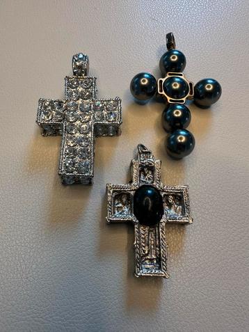 Collectie Kruis Hanger ketting beschikbaar voor biedingen