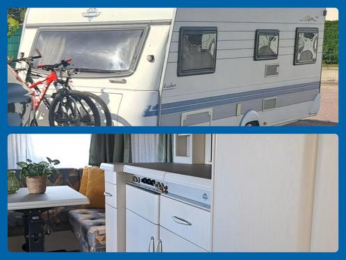 Hobby 495 UF caravan, incl Brand voortent, gemoderniseerd, Caravans en Kamperen, Caravans, Particulier, tot en met 4, 1000 - 1250 kg