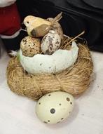 vogelnestje met eieren en vogeltje, Ophalen of Verzenden, Zo goed als nieuw