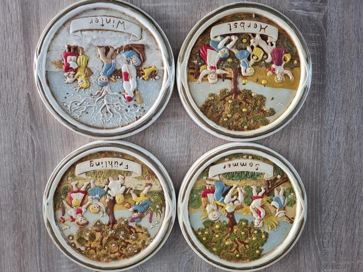 4 jaargetijden bordjes, Antiek en Kunst, Antiek | Wandborden en Tegels, Ophalen of Verzenden
