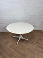 1x Vitra George Nelson salontafel 5452, Ophalen, Minder dan 45 cm, Rond, 55 tot 75 cm