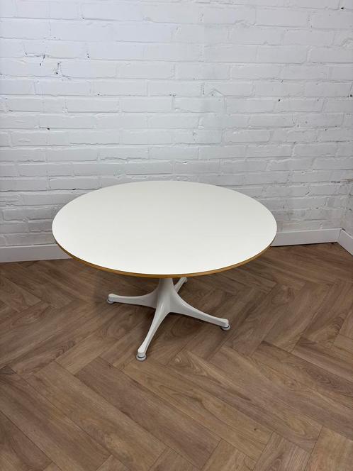 1x Vitra George Nelson salontafel 5452, Huis en Inrichting, Tafels | Bijzettafels, Zo goed als nieuw, Rond, Minder dan 45 cm, 55 tot 75 cm