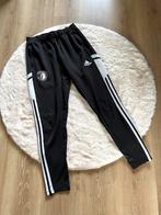 Feyenoord trainingsbroek Adidas zwart  Maat S, Kleding | Heren, Sportkleding, Zwart, Ophalen of Verzenden, Adidas, Maat 46 (S) of kleiner