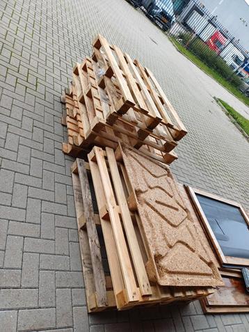 Gebruikte hout pallets - pallets Geen EUR/EPAL beschikbaar voor biedingen