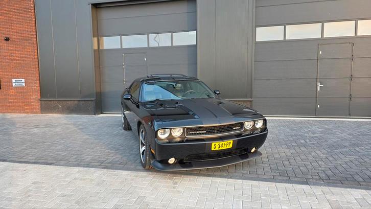 Dodge Challenger 6.4L SRT8 Hemi 2012, Auto's, Dodge, Bedrijf, Challenger, ABS, Airbags, Airconditioning, Alarm, Boordcomputer
