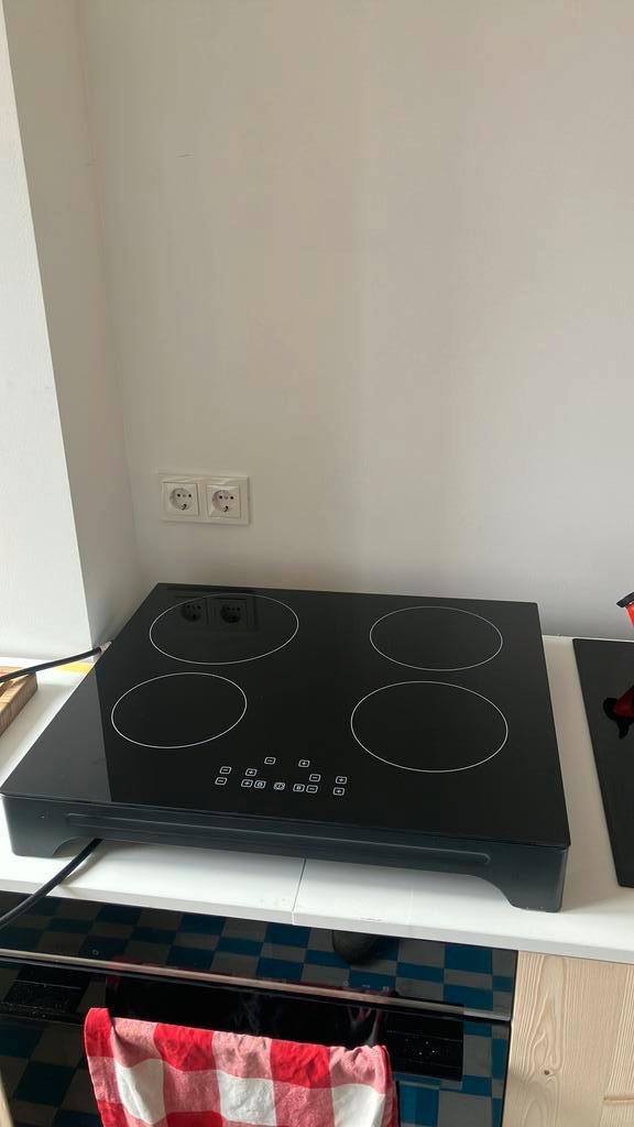 Tomado inductie kookplaat, Witgoed en Apparatuur, Kookplaten, Zo goed als nieuw, Vrijstaand, Inductie, 4 kookzones, Ophalen
