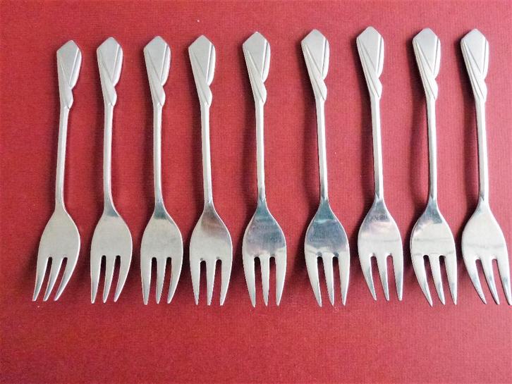 Art deco Sola g-z 9 taartvorkjes model 40 +1 theelepeltje, Antiek en Kunst, Antiek | Bestek, Verzenden