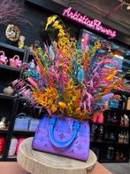 Louis vuitton bag vase neon city, Huis en Inrichting, Nieuw, Ophalen of Verzenden, Artisticsflowers, Info@artisticsflowers.nl