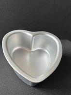PME hartvormige bakvorm 15 cm h 7,5 cm, Hobby en Vrije tijd, Ophalen, Zo goed als nieuw, Taarten, Bakvorm