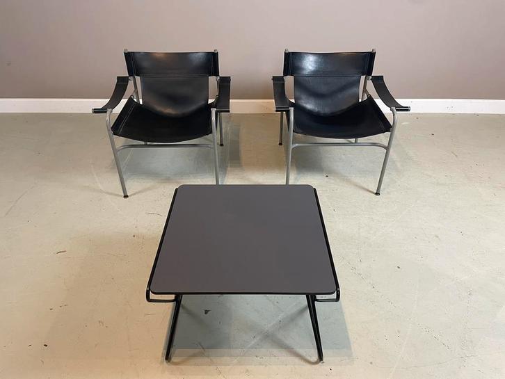 ‘t Spectrum SZ12 lounge chairs Walter Antonis met tafel, Huis en Inrichting, Fauteuils, Gebruikt, Leer, Ophalen