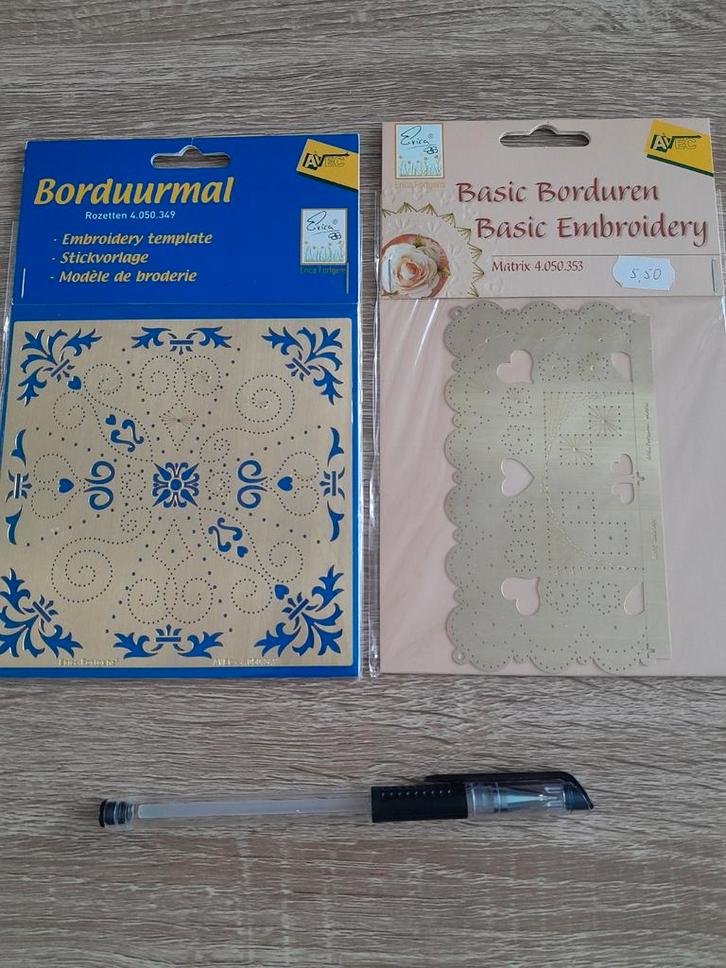 2 Borduurmallen + Prikpen voor Kaarten Borduren, Hobby en Vrije tijd, Borduren en Borduurmachines, Nieuw, Handborduren, Ophalen of Verzenden