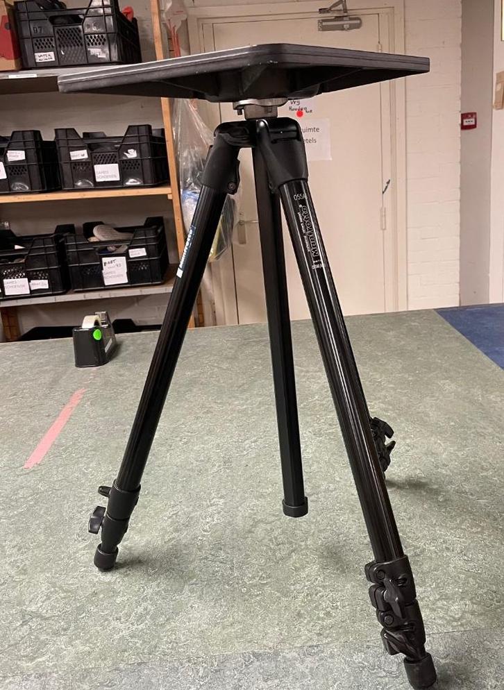 MANFROTTO STATIEF (O55AB) + statiefplaat - WD014, Audio, Tv en Foto, Fotografie | Statieven en Balhoofden, Zo goed als nieuw, Driepoot