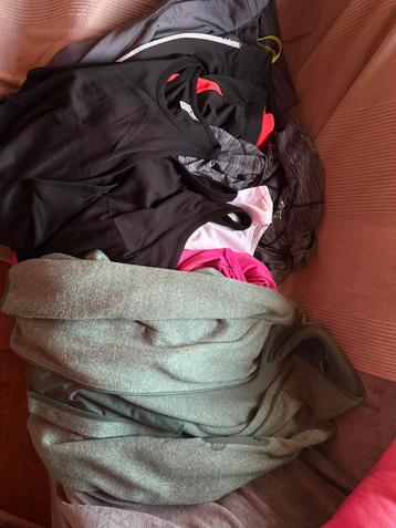 Kledingpakket sport (10) maat m/l/xl/xxl beschikbaar voor biedingen
