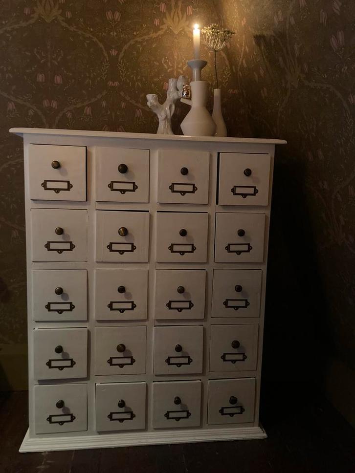 Ladekastje teakhout 20 lades wit geschilderd, Huis en Inrichting, Kasten | Ladekasten, Zo goed als nieuw, Minder dan 100 cm, 50 tot 100 cm