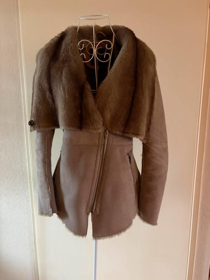 Zgsn prachtige  faux fur jas van Goosecraft mt S, Kleding | Dames, Jassen | Winter, Zo goed als nieuw, Beige, Ophalen of Verzenden