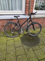 Giant x-sport 3.0 damesfiets 28 inch with 24 gears, Fietsen en Brommers, Meer dan 20 versnellingen, Zo goed als nieuw, Giant, Ophalen