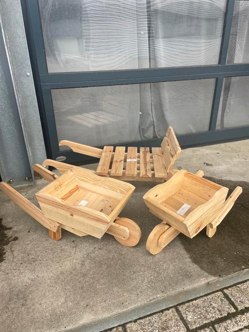 Houten Kruiwagen Plantenbakken - 3 Stuks, Tuin en Terras, Bloembakken en Plantenbakken, Nieuw, Hout, Tuin, Minder dan 30 cm, Minder dan 60 cm