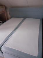 Mooie boxspring 2.20 m lang, 180 breed, Ophalen, Tweepersoons, Zo goed als nieuw, 180 cm
