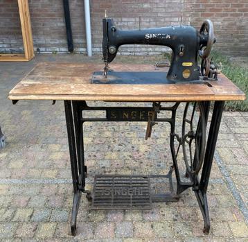 Singer naaimachine  beschikbaar voor biedingen