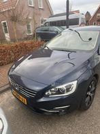 Volvo V60 D6 215pk Plug-in Hybrid 2014 Blauw, Auto's, Automaat, 1849 kg, Parkeercamera, Beige