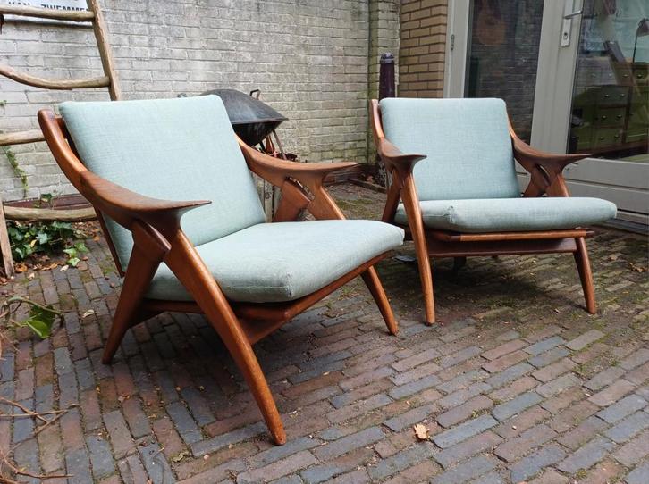Opknappers: twee jaren 60 design/vintage armchair fauteuils, Huis en Inrichting, Stoelen, Gebruikt, Twee, Hout, Stof, Bruin, Ophalen