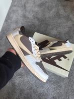 Air jordan 1 low reverse mocha x travis scott, Kleding | Heren, Schoenen, Bruin, Nieuw, Ophalen of Verzenden, Sneakers of Gympen