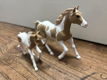 Schleich Horse Club – Paint Horse merrie & veulen beschikbaar voor biedingen