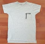 Grijs t-shirt - zakje op borst - maat 146, Ophalen of Verzenden, Zo goed als nieuw, Shirt of Longsleeve, Primark