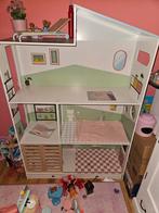 Houten Poppenhuis/barbie huis met Accessoires, Kinderen en Baby's, Speelgoed | Poppenhuizen, Ophalen, Gebruikt, Poppenhuis