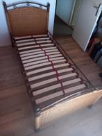 Eenpersoons bed + nachtkastje, Huis en Inrichting, Slaapkamer | Bedden, 90 cm, Gebruikt, Eenpersoons, Metaal