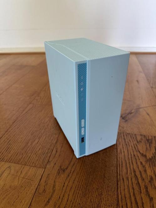 QNAP TS-230 NAS + 2x Toshiba 6GB harde schijf, Computers en Software, NAS, Zo goed als nieuw, Ophalen of Verzenden