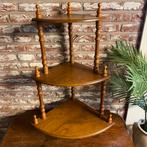 Leuke aparte brocante etagère/ oude hoeketagere, Antiek en Kunst, Curiosa en Brocante, Ophalen of Verzenden