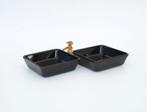 Arabia Kilta  - 2 vierkante schaaltjes - zwart, Gebruikt, Ophalen of Verzenden, Schaal of Schalen, Overige stijlen