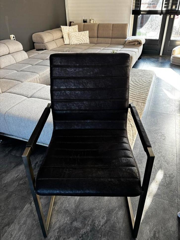 4x Zwarte Designstoel – Industrieel en Comfortabel, Huis en Inrichting, Stoelen, Zo goed als nieuw, Vier, Leer, Metaal, Zwart