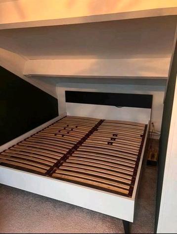 TK 2pers bed frame zgan 160 x 200 excl lattenbodems 