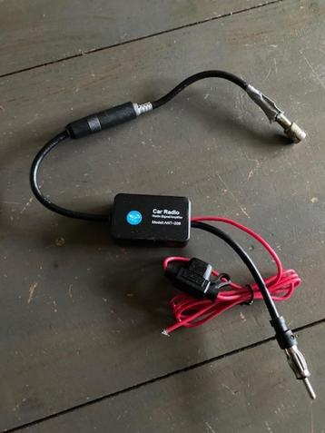 e49 – CAR RADIO Radio Signal Aplifier ANT-208  beschikbaar voor biedingen