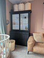 Dit weekend ophalen! Matzwarte vitrinekast, Huis en Inrichting, Kasten | Vitrinekasten, Ophalen, Gebruikt, 25 tot 50 cm