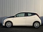 Toyota Aygo 1.0 VVT-i X-Play NL Auto Dealer Onderhouden Carp, Auto's, Voorwielaandrijving, 12 maanden, Euro 6, 4 stoelen