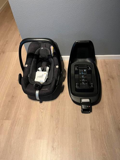 Maxi Cosi Pebble plus inclusief 2 wayfix onderstel, Kinderen en Baby's, Autostoeltjes, Zo goed als nieuw, Maxi-Cosi, 0 t/m 13 kg