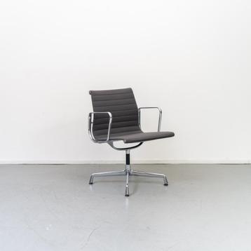 6x Vitra Eames EA 108 Stoel Grijs Hopsak - Chroom beschikbaar voor biedingen