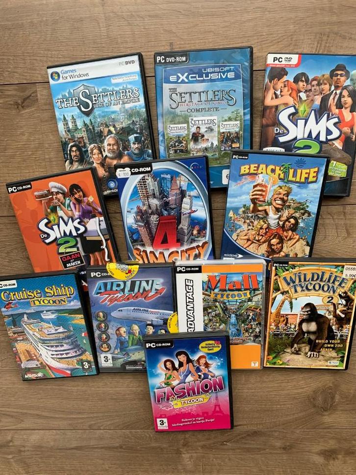 PC CD En DVD-ROM: The Settlers, De Sims, Tycoon spellen, Spelcomputers en Games, Games | Pc, Gebruikt, Simulatie, 1 speler, Vanaf 3 jaar