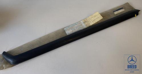 NOS raamlijst links voor Mercedes-Benz W601 W602 W611 T1 TN, Auto-onderdelen, Carrosserie en Plaatwerk, Mercedes-Benz, Nieuw, Ophalen of Verzenden