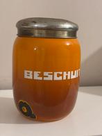 Oranje Emaille Beschuisbus, Ophalen