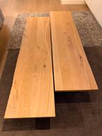 Twee eiken boomstam salontafels met stalen poten, Huis en Inrichting, Tafels | Salontafels, Ophalen, Gebruikt, Rechthoekig, Minder dan 50 cm