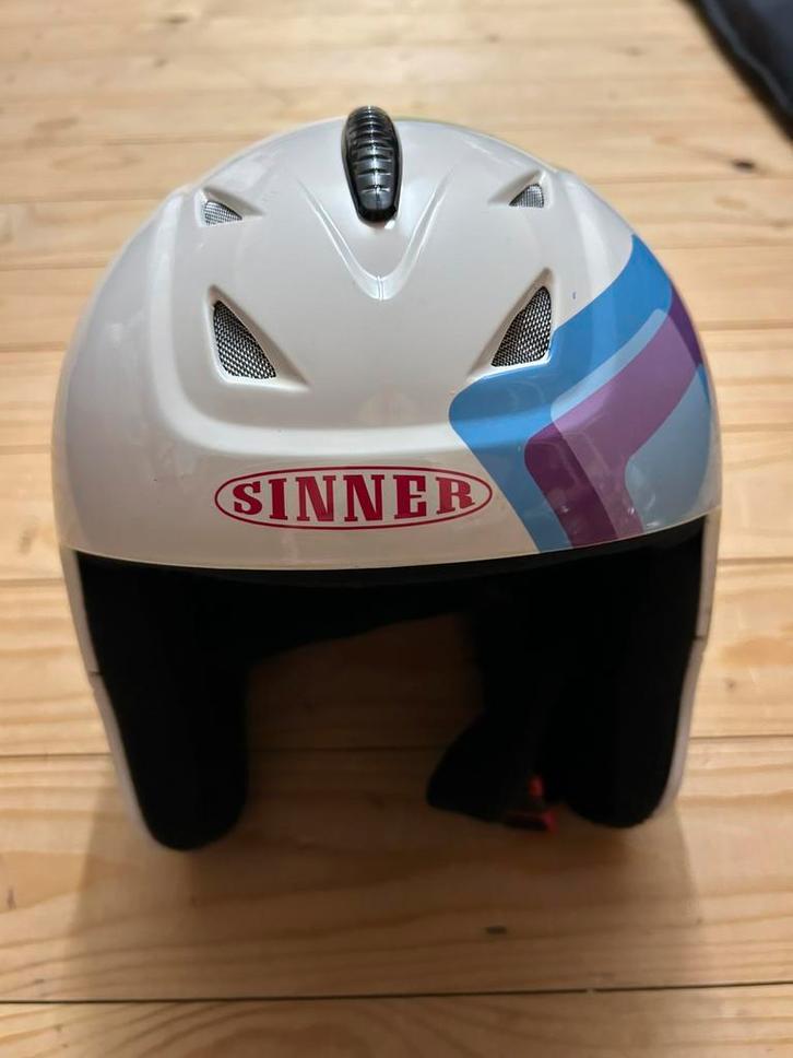 skihelm Sinner maat 52/55 verstelbaar met draaischijf, Sport en Fitness, Skiën en Langlaufen, Zo goed als nieuw, Overige typen