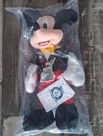 Mickey Mouse Pin Trading knuffel - Disney Store (nieuw), Ophalen of Verzenden, Nieuw
