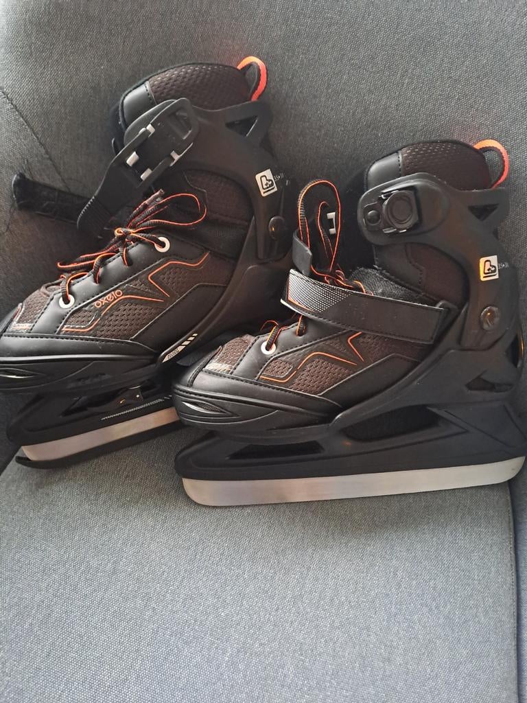 Schaatsen, verstelbaar mt 35-38, Sport en Fitness, Schaatsen, Ophalen of Verzenden, Zo goed als nieuw, IJshockeyschaatsen, Overige merken